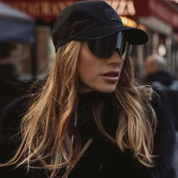 Fendi | Accessories | Fendi Baseball Cap With Shield  display picture 2